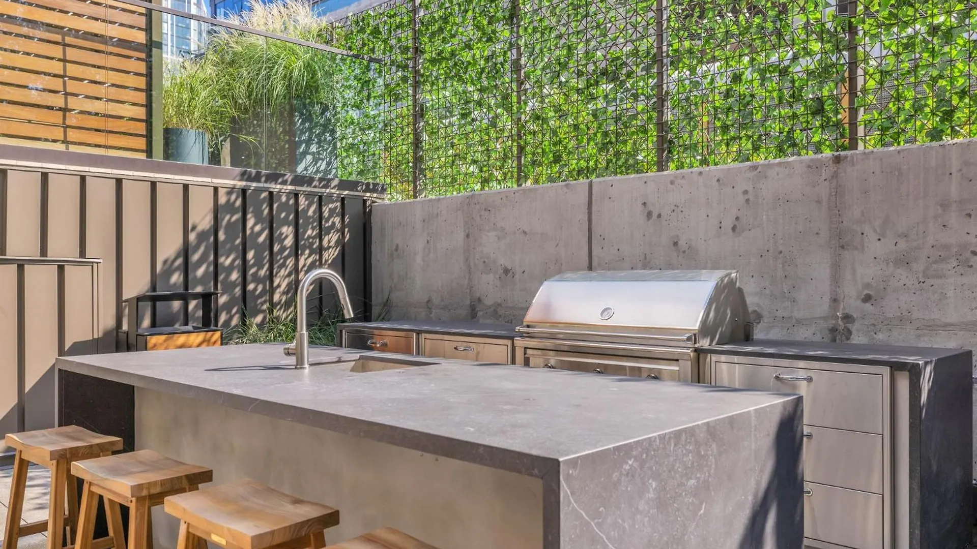 Feriehus Laylas Nashville Retreat With Pool Walk To Broadway