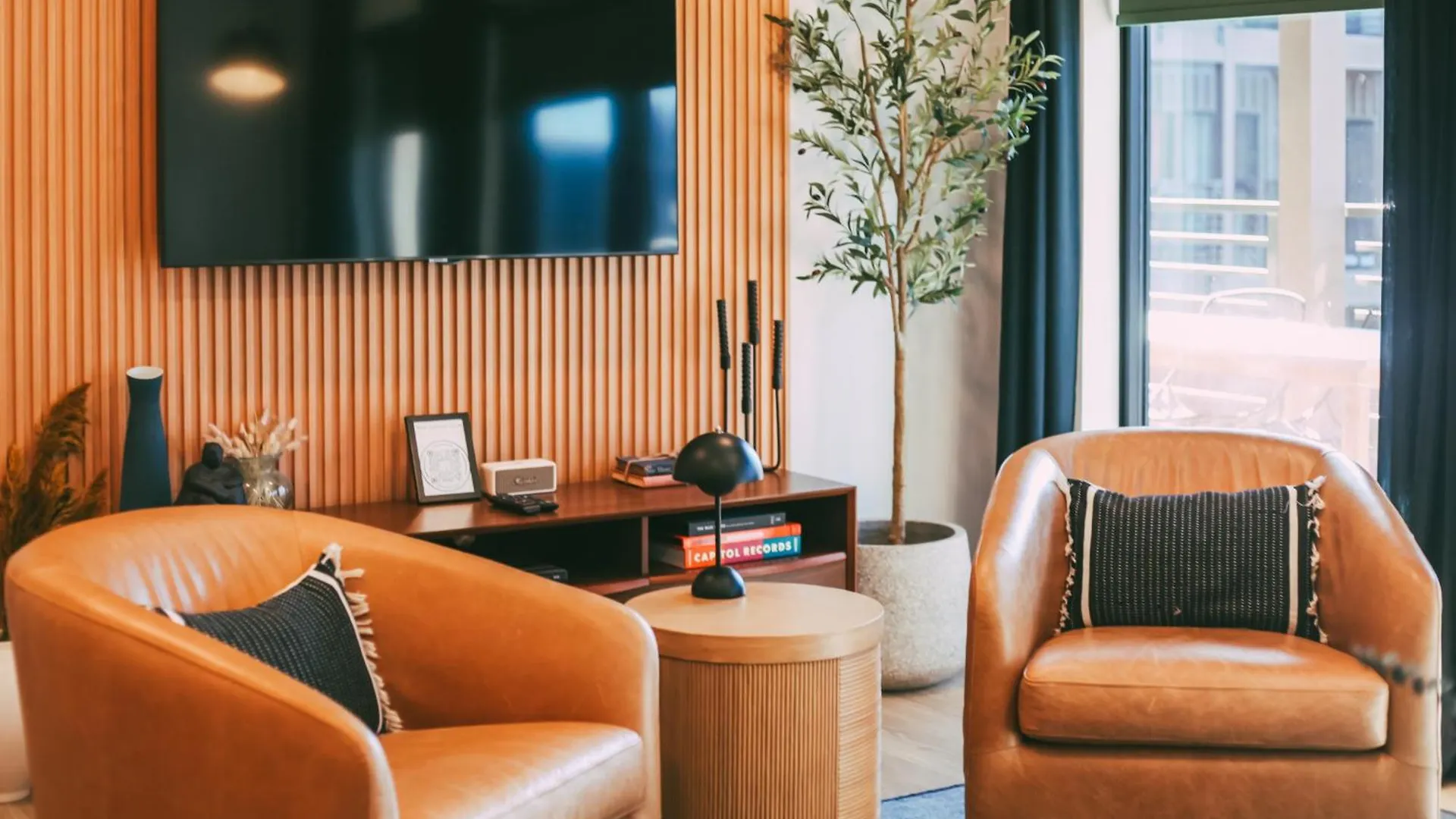 Laylas Nashville Retreat With Pool Walk To Broadway 度假居