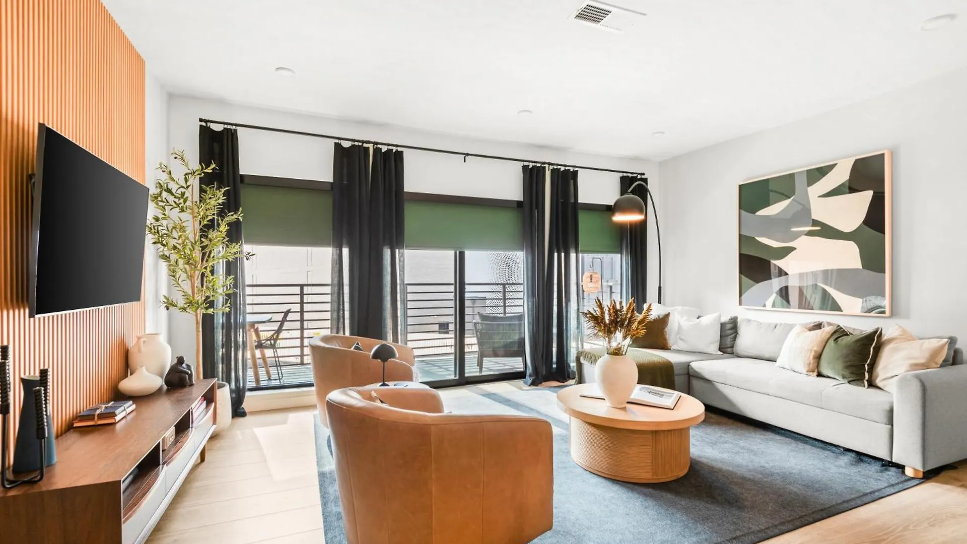 Laylas Nashville Retreat With Pool Walk To Broadway 0*,  USA