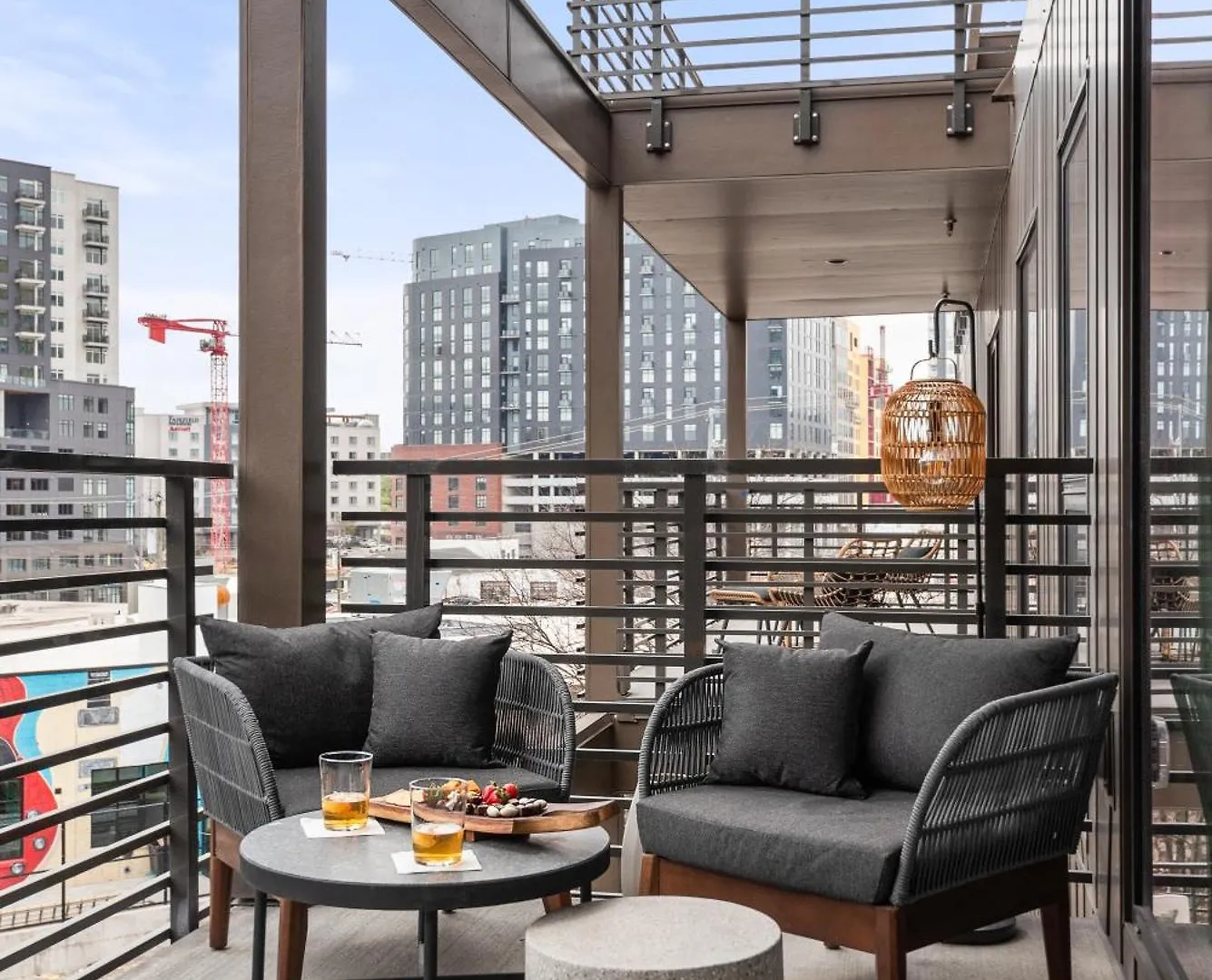 Laylas Nashville Retreat With Pool Walk To Broadway