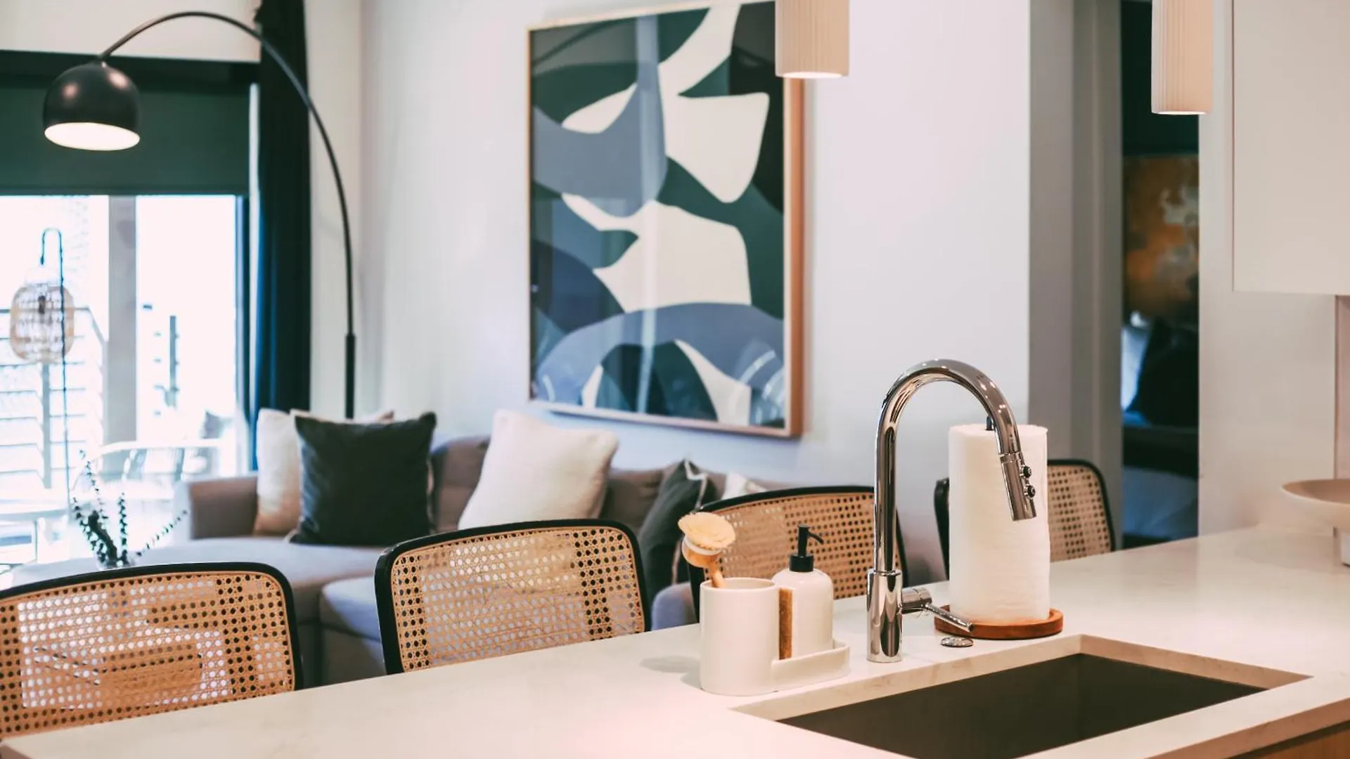 Laylas Nashville Retreat With Pool Walk To Broadway Holiday home